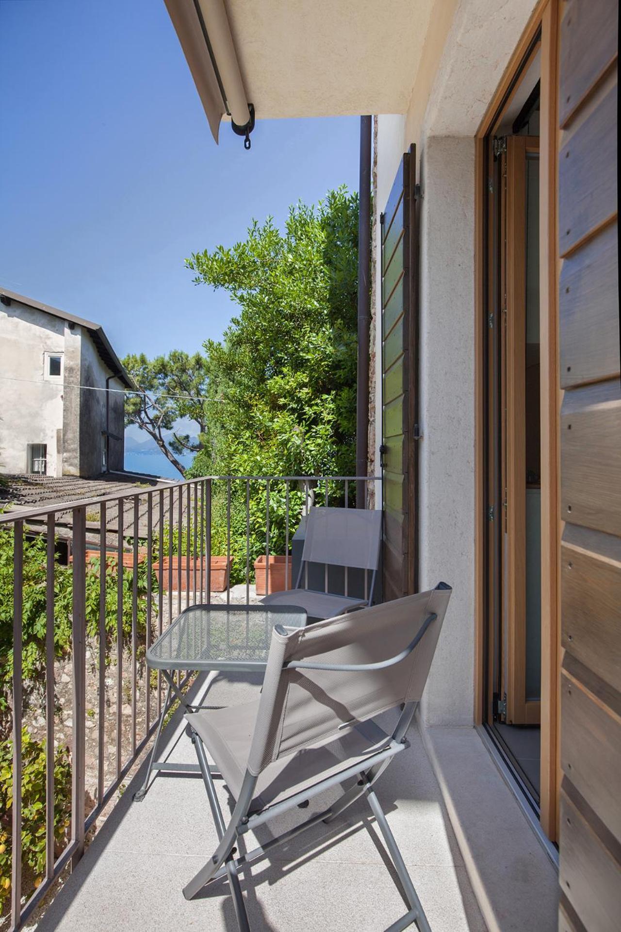 Residenza Vedovelli Torri Del Benaco Exterior foto