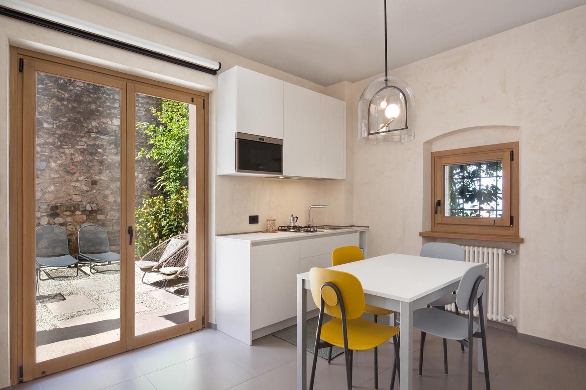 Residenza Vedovelli Torri Del Benaco Exterior foto